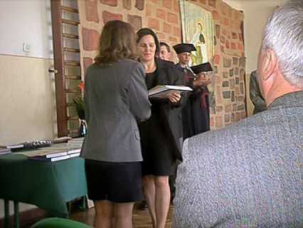 Podzikowanie z rk pani wizytator odbiera opiekunka naszej druyny pani mgr Anna Zawadzka